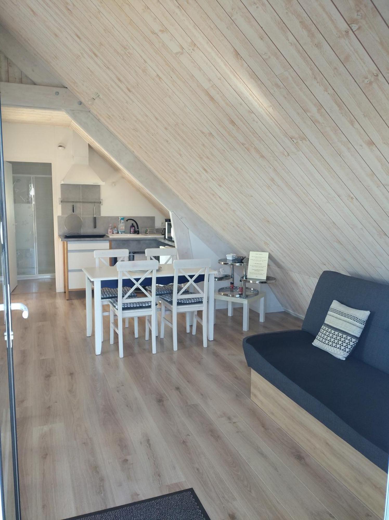 La Gilleterie Apartment Loireauxence Bagian luar foto
